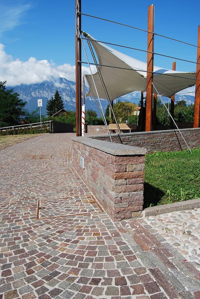 イタリア ポルフィード【斑岩】