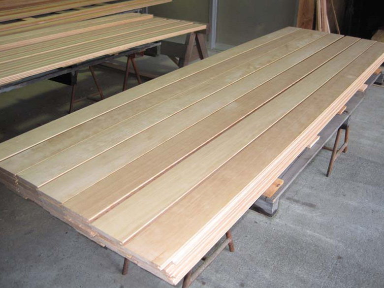 ピーラー羽目板