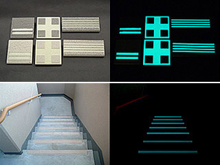 避難誘導に足元が光る 【蓄光タイル】