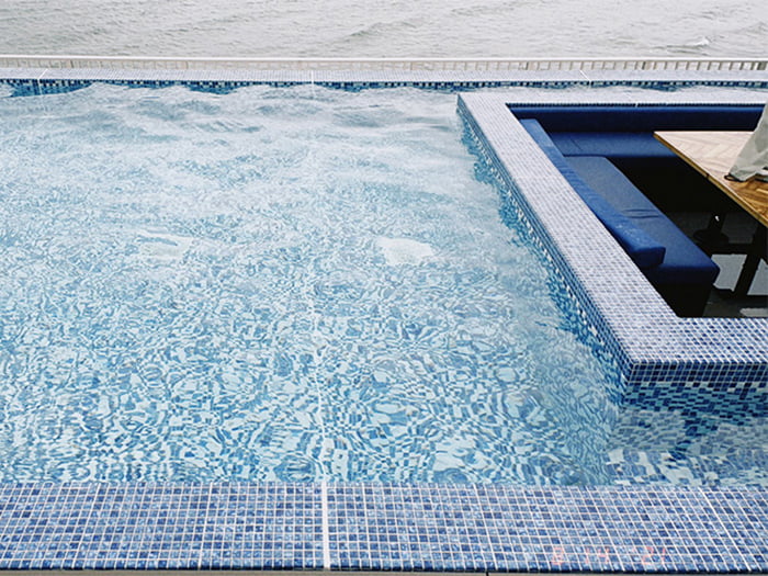 特注プールタイル各種 プール施設 スポーツ施設 外構・エクステリア 【建材ナビ】建築材料・建築資材専門の検索サイト