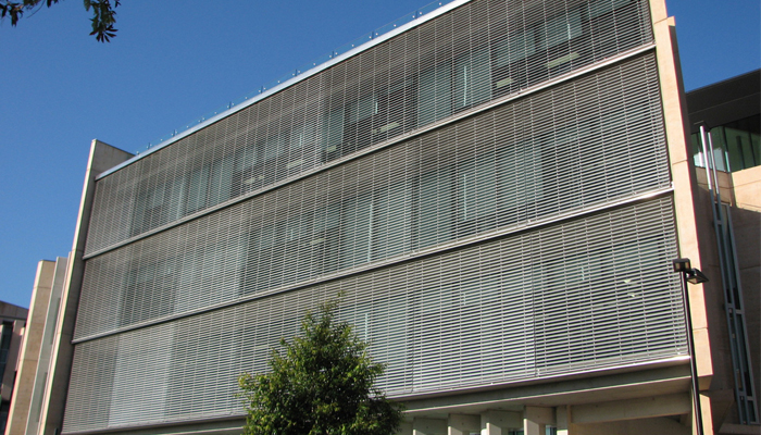 屋外ブラインド【エクスターナルベネチアンブラインド】