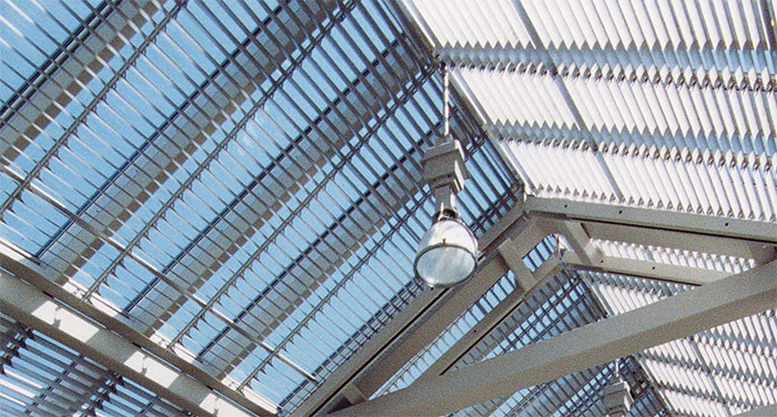 天窓・内外用可動ルーバー【ラックアームシステム】