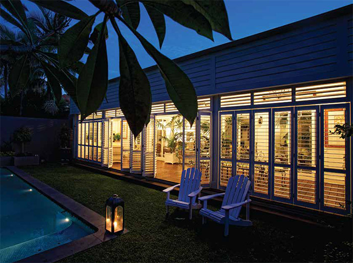 屋外ルーバー【エクスターナルルーバーシャッター】