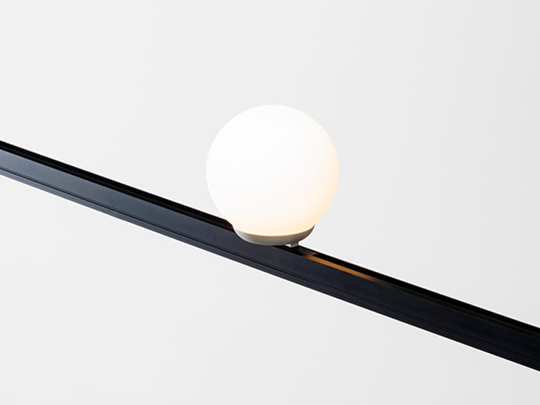 ETEトラック グローブ|直径60mmの超小型グローブライト