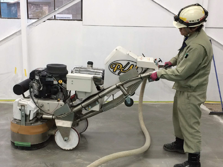 コンクリート床ダイヤ研磨工法「FGSパーマシャイン工法」/ 常盤工業株式会社