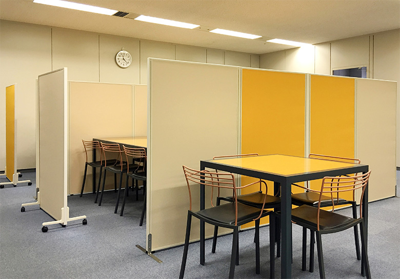 吸音ローパーティション/東京ブラインド工業株式会社