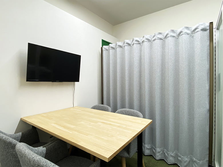 吸音 アコースティックスクリーン