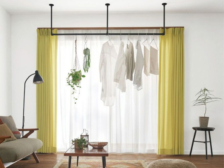 カーテンレール