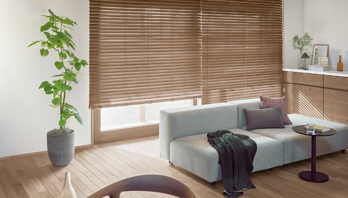 ウッドブラインド