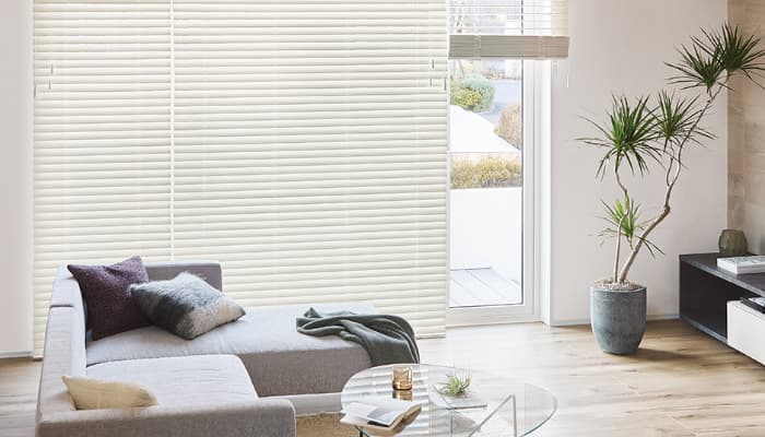 ウッドブラインド