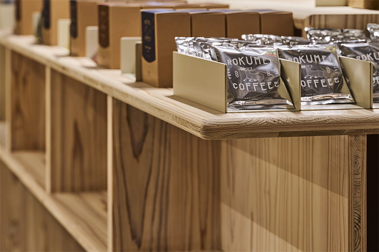 Fパネル(CLT)「家具専用三層構造パネル」