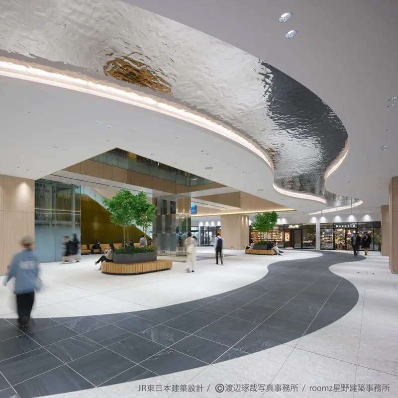 ミステリアスミラー(R)JEUX D’EAU(ジュ・ドー)/東洋ステンレス研磨工業株式会社