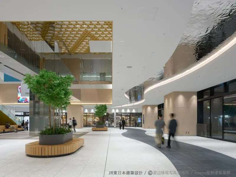 ミステリアスミラー(R)JEUX D’EAU(ジュ・ドー)/東洋ステンレス研磨工業株式会社