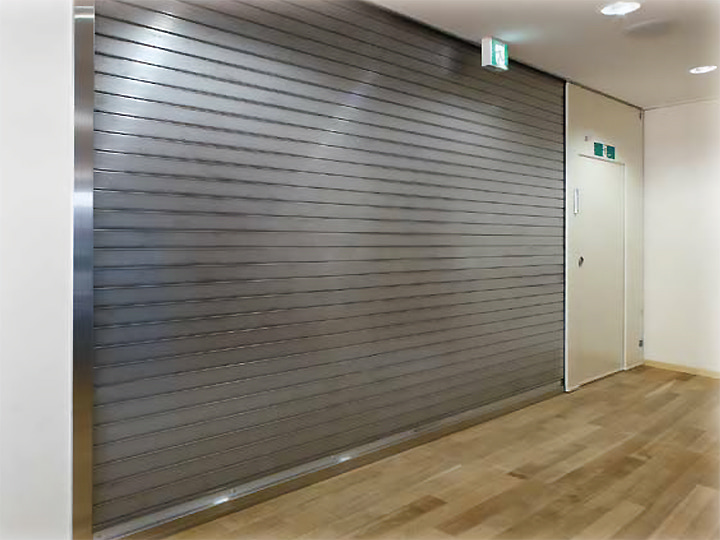 袖扉連動シャッター「TS PANORAMA Ⅱ」(パノラマ)