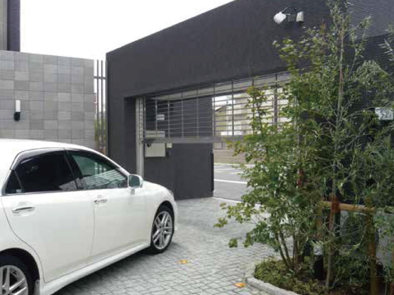 高頻度・低振動 グリルシャッター/東洋シヤッター株式会社