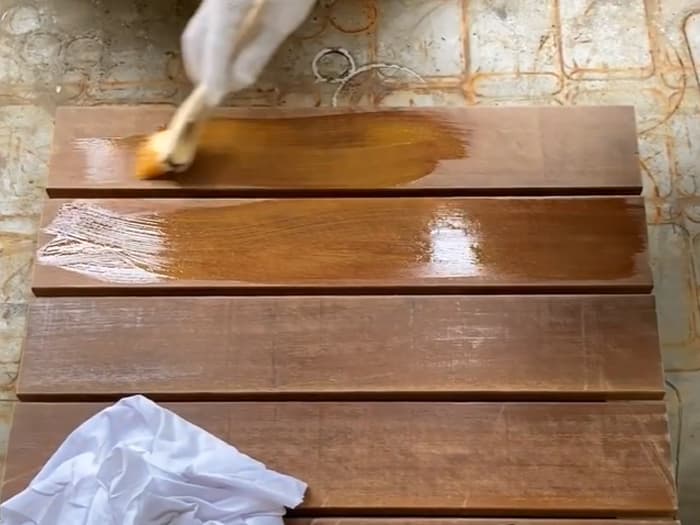 シッケンズ ウッドデッキの再塗装(参考)