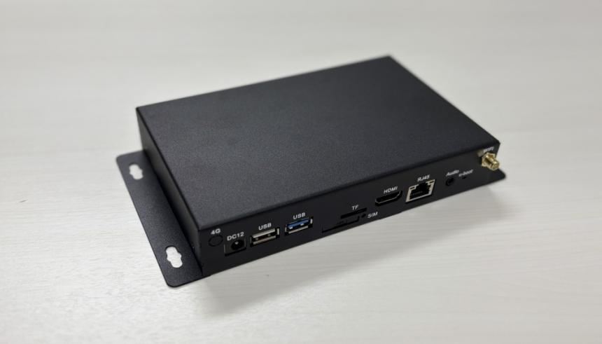 次世代AI対応トイレ満空情報システム  -『新型デジタルサイネージプレーヤー M200』