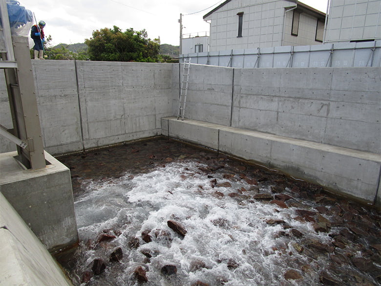 リアクトライズ(けい酸塩系表面含浸剤)