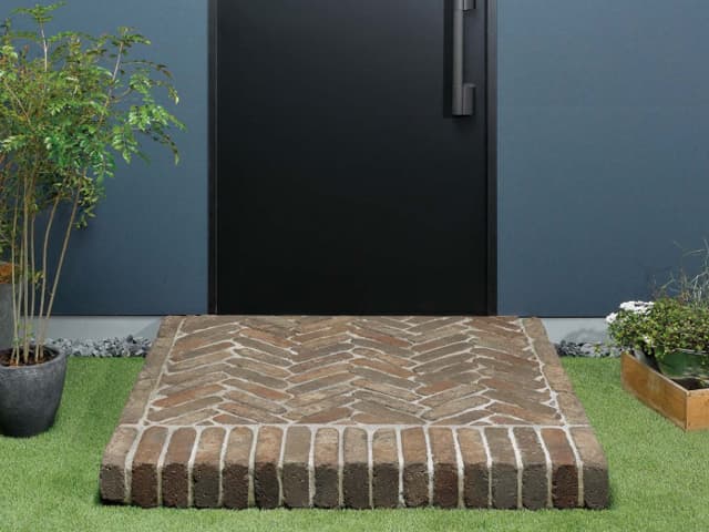 レンガ製舗装材【チムニー】