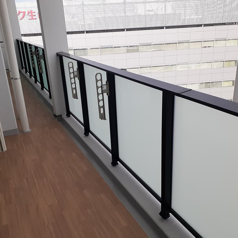 スリム枠 ガラス手すり