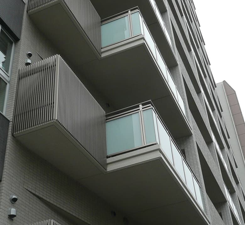 タテ格子 手すり