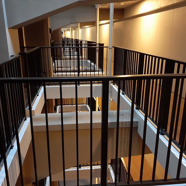 タテ格子 手すり