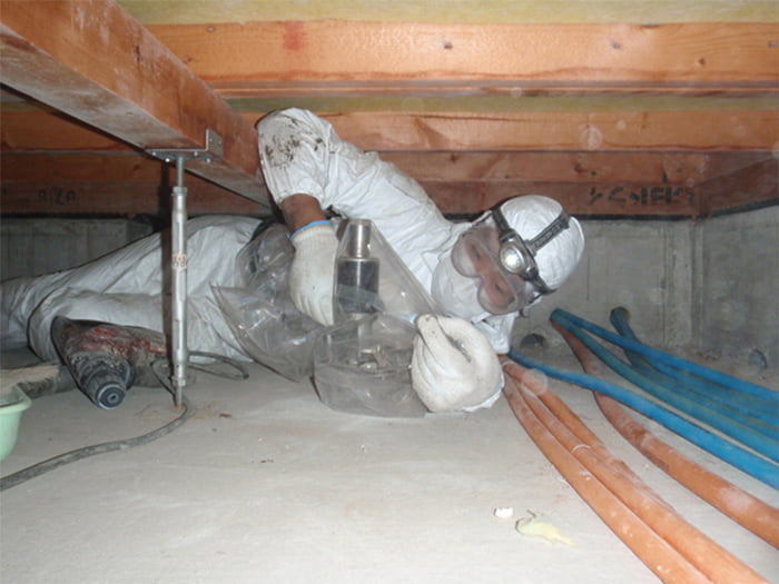 【住宅編】コンクリート床スラブ沈下修正工法