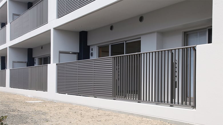 高強度廊下用手すり Forte(フォルテ)シリーズ[シングル配筋対応手すり]