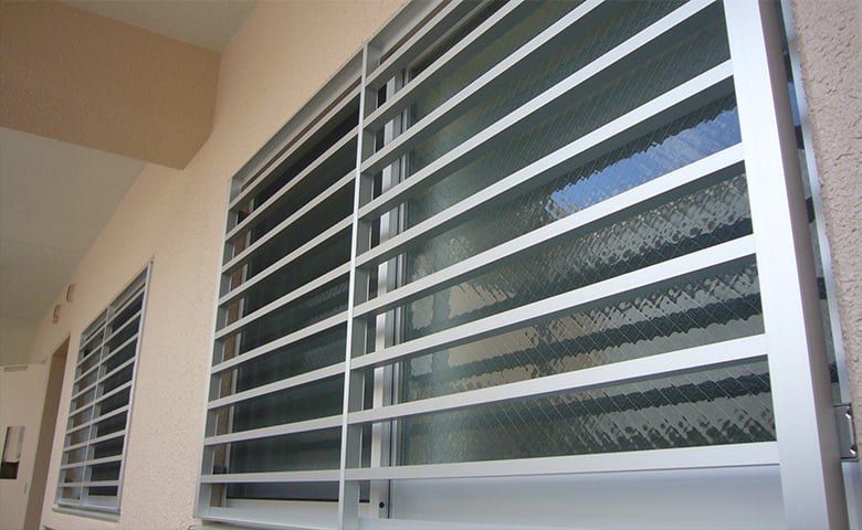 窓用手すり/面格子/窓内手すり