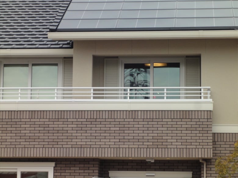 住宅用手すり付笠木「シルクライト」