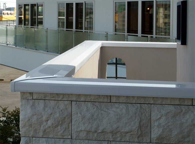 住宅用手すり付笠木「シルクライト」