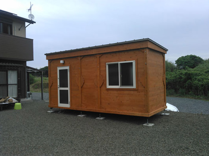 レブユニット「板蔵」 - 移動式木造ユニットハウス -
