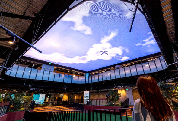 透過型LEDビジョン