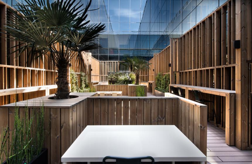 高熱乾燥処理木材パインサーモウッド