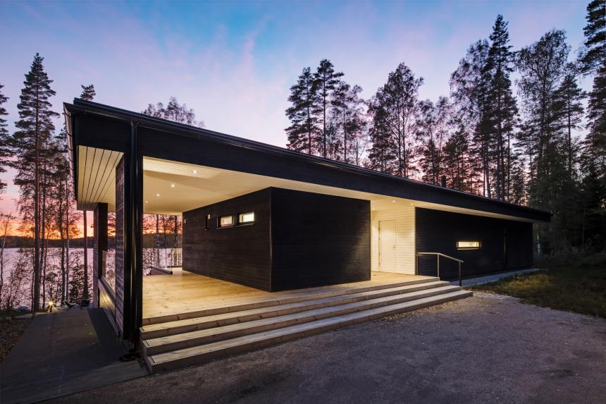 高熱乾燥処理木材パインサーモウッド