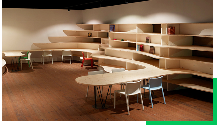 スプルース積層ソリッドパネル