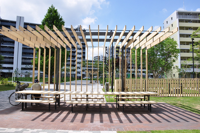 高耐久化天然木材「アコヤ」