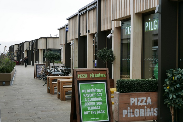 高耐久化天然木材「アコヤ」