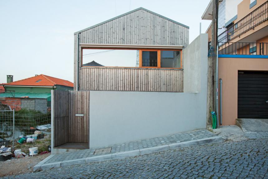 高熱乾燥処理木材パインサーモウッド