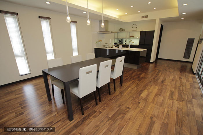 無垢フローリング【ブラックウォールナット】