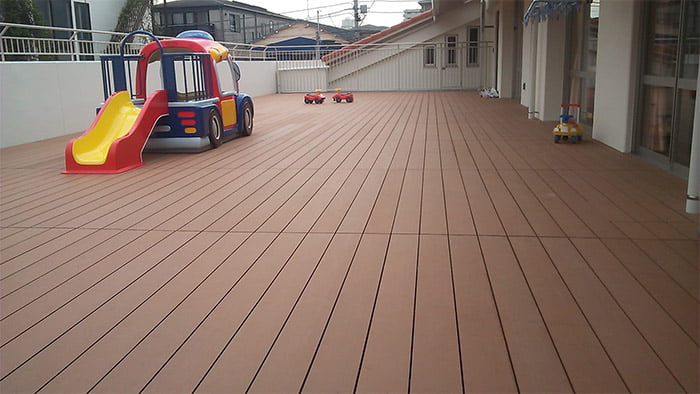 高耐久で美しい人工木“ERデッキ”