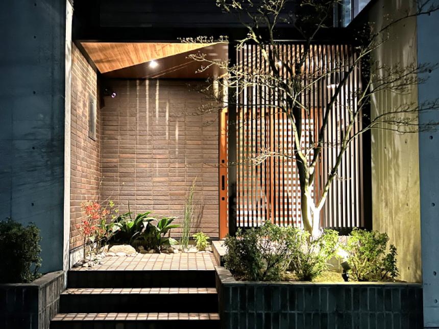 リサイクルタイル / ecoRevo® - エコレボ「陶冶」