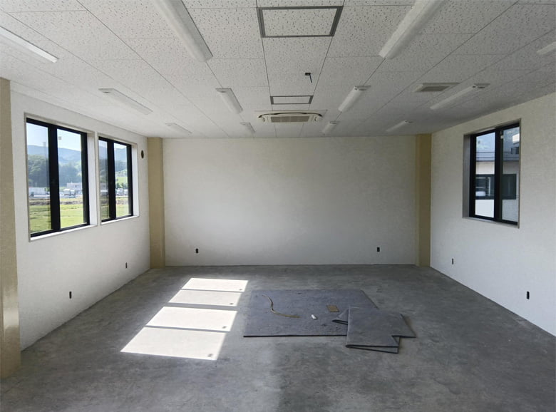 ローラーで塗る漆喰 しっくのん