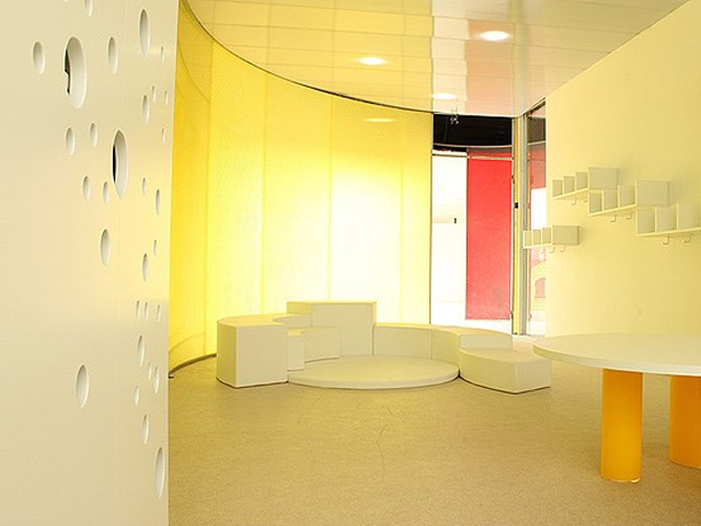 イタリア製アクリルパネル「bencore」