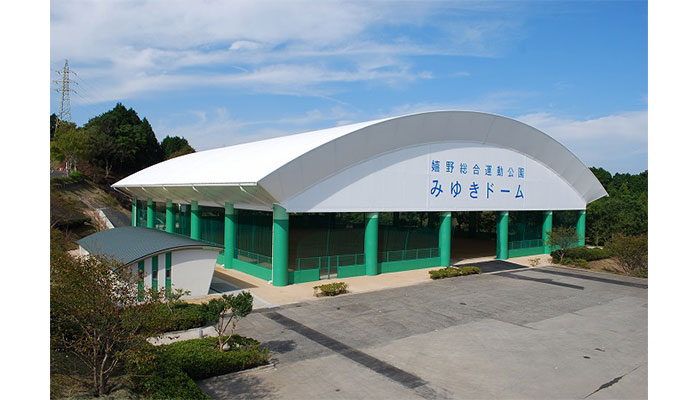 スポーツ施設テント