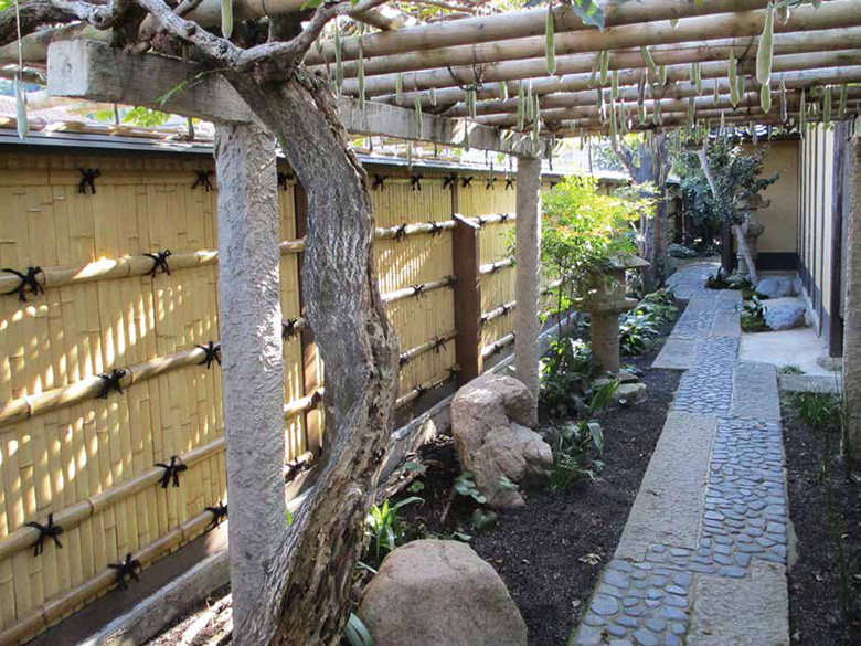 エイコー ランドスケープ / 株式会社山一屋