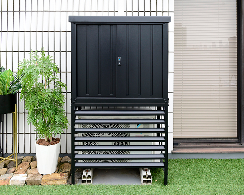 収納庫付きエアコン室外機カバー/株式会社山善