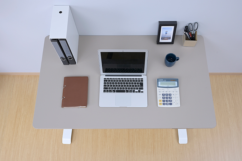 電動昇降デスク/株式会社山善