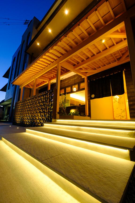 装飾瓦「Woven Ceramic Echizen」