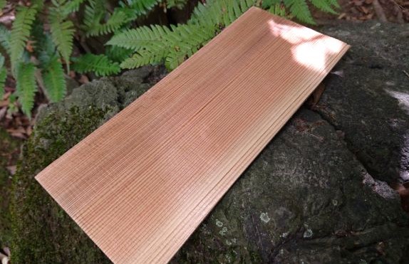 吉野カネ利 杮板 こけらいた 一般社団法人 吉野かわかみ社中 建材カタログ一覧 21年最新カタログのご紹介 かたなび